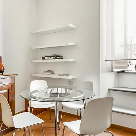 Apartment The Lions' In The Historic Centre X8 Florence