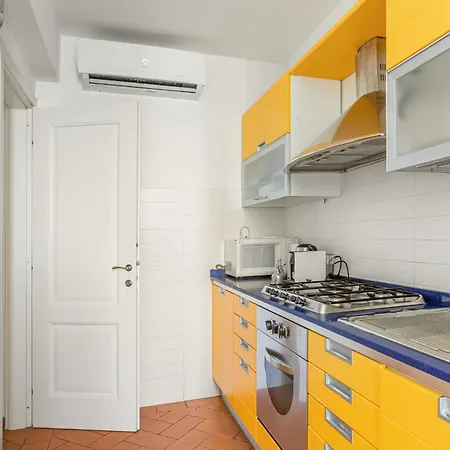 Apartment The Lions' In The Historic Centre X8 *